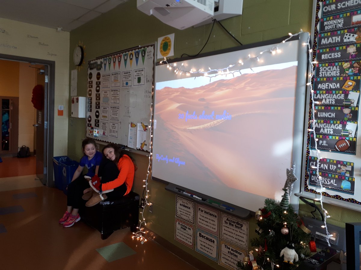 FayeLukeTony's tweet image. Students teaching students about Nubia #learningfromoneanother #communication #collaboration