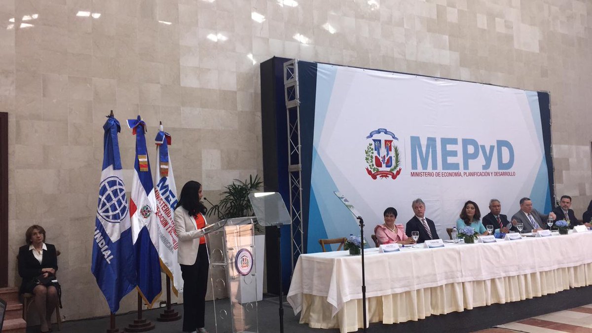 AlianzaONG's tweet photo. MEPyD pone en línea plataforma para dar servicios a más de 7 mil ASFL https://t.co/cGc5lhOdVK https://t.co/VHQvbd1dYs