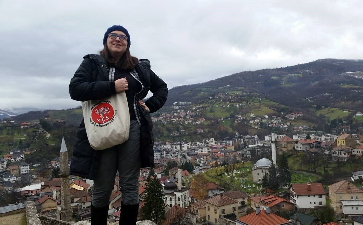 It has "opened doors and awakened my creative spirit" - this is how Jelena Pilipovic (#KLYES '16, #Oregon) describes her time as a City Representative in #BosniaandHerzegovina. Read her story bit.ly/2zQk9kY to find out what else she loves about the #YESalumni community!