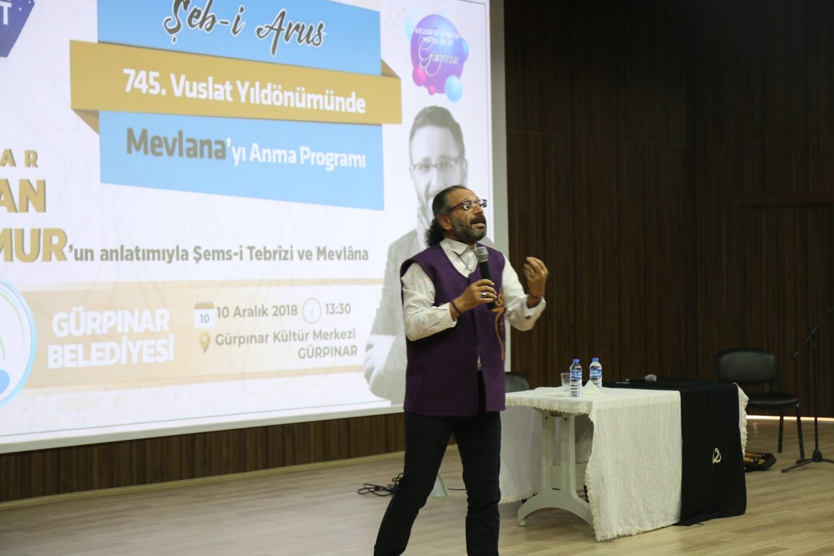 gurpinarbel's tweet photo. Daha sonra Gürpınar Kültür Merkezi'nde düzenlenen program, Araştırmacı-Yazar Sinan Yağmur'un şiirler okuması, Şems-i Tebrizi ve Mevlana'nın hayatından kesitler anlatmasıyla devam etti. https://t.co/FtFP0kouWk