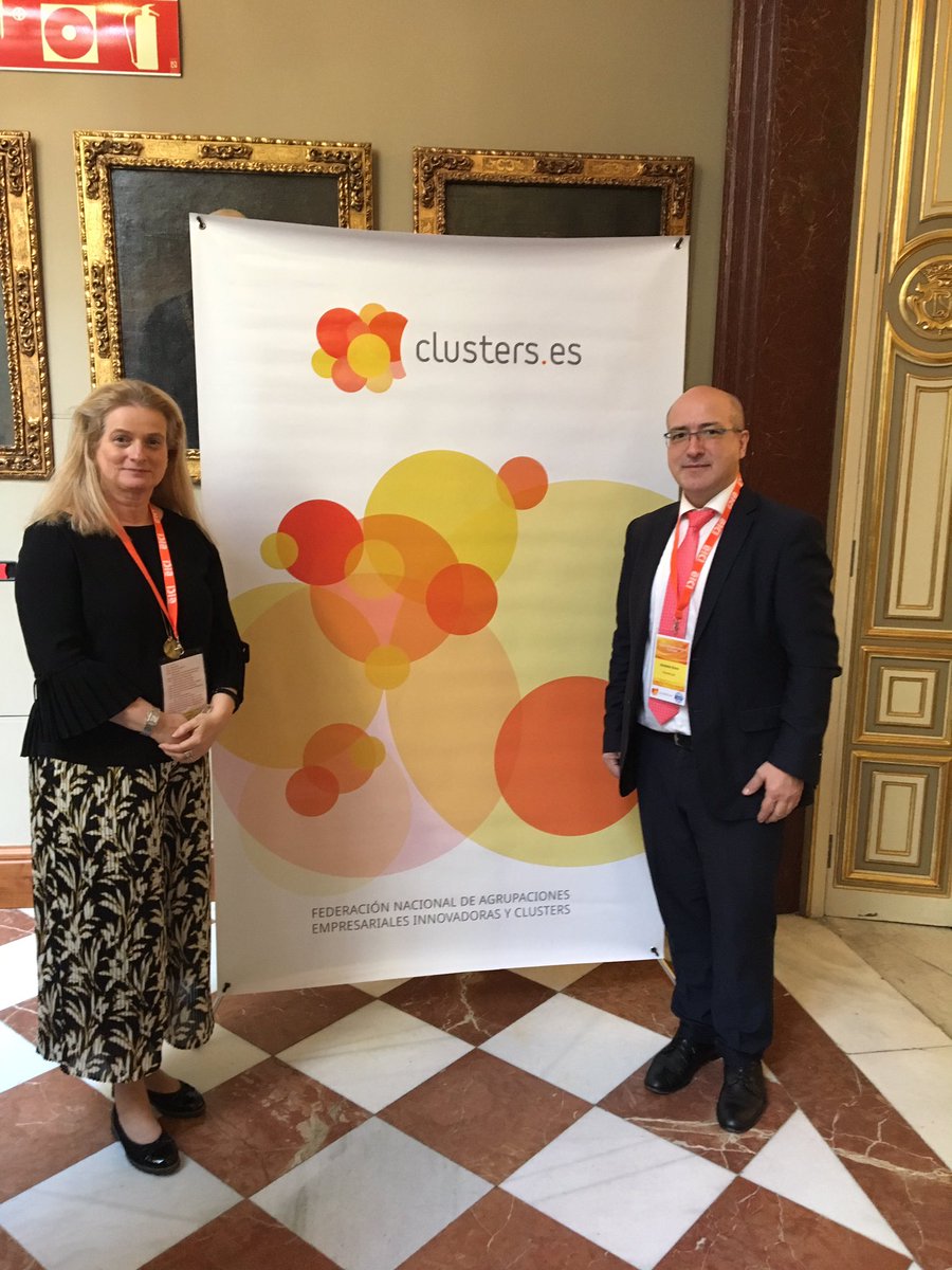ulla234's tweet photo. Today at #Spanish #Cluster conference #Clusters2018 I received an award for most effective policy action 2018 for our work on EU #clusters thanks @ClustersES @EU_Growth feeling 😊@Clusters_EU @schierenbeck_c @Cguichard7 @Aurelie_Lechien @sobczak_anna @EvaRevillaP https://t.co/kfUw1aSEkO