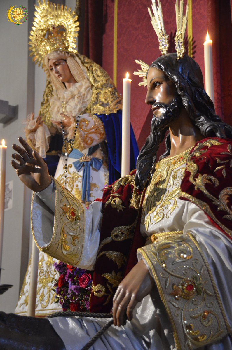 Fotos del Triduo, Función Cristo Rey y Besamanos de Jesús de la Entrada en Jerusalén en la galería de la web bit.ly/galeríatriduof…
📷 <a href="/lalocuracofrade/">LaLocuraCofrade</a> <a href="/ElTempleteGrana/">El Templete Granada</a>  <a href="/Sergio_Luque31/">Luque ۞</a> Cueto-FotografoGranada