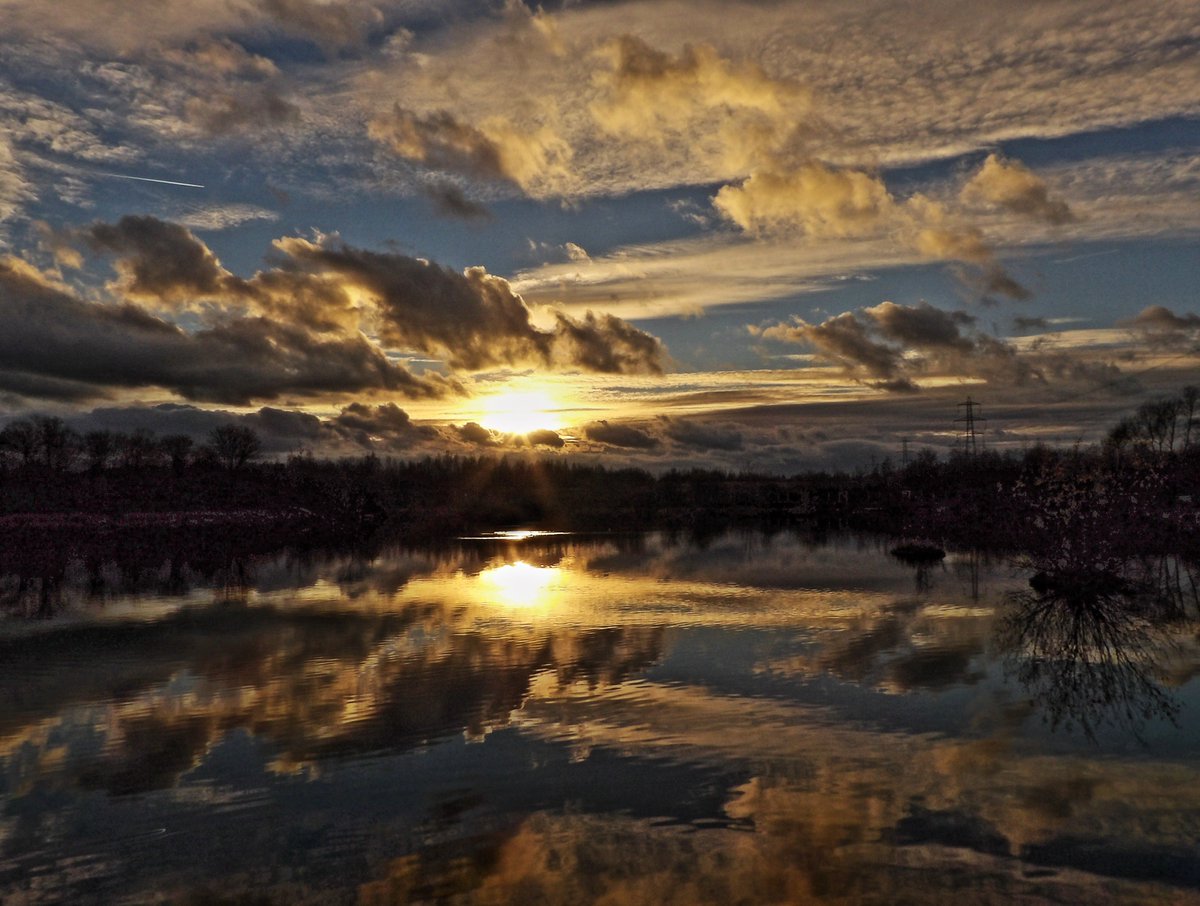 Sunset @ Newton Pond near Fairburn