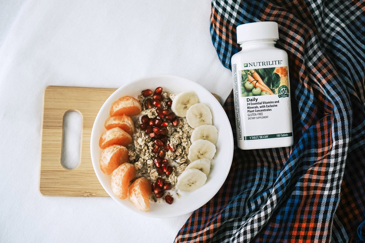 Daily start. Iveco daily 2016. Daily star. Clinique spf 50. Daily logo.