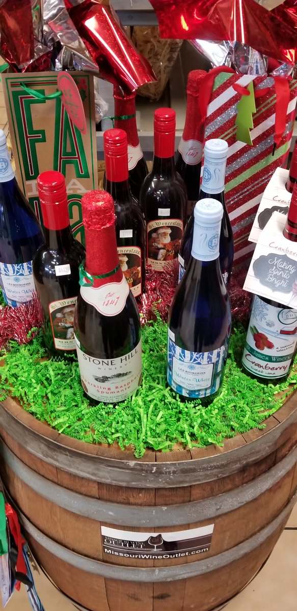 WineMissouri's tweet photo. "Tis the season" https://t.co/06AXuvZnZr