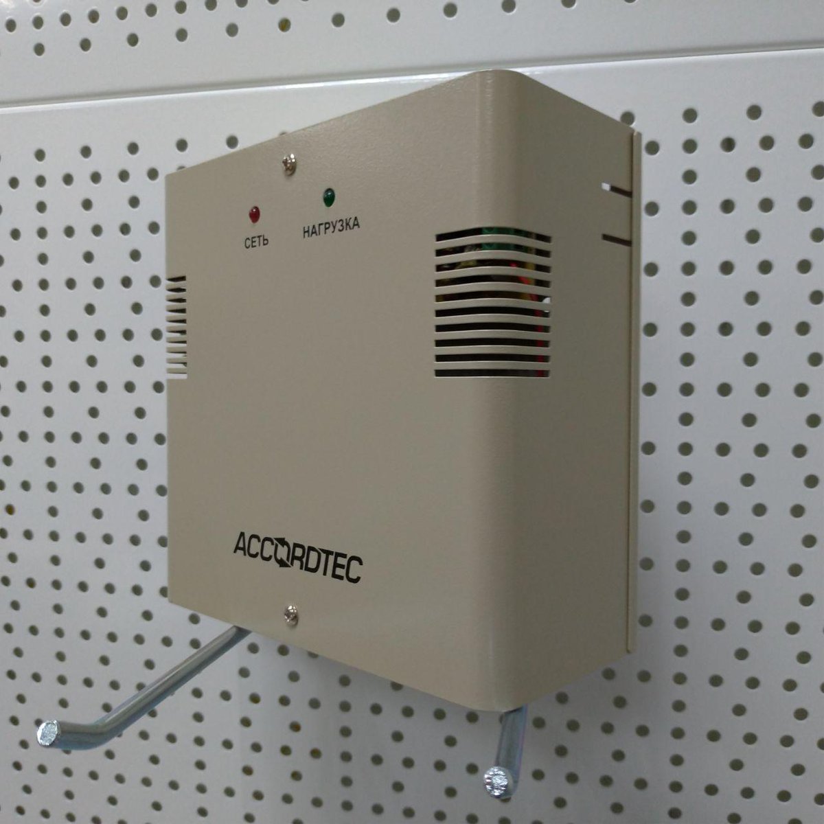 sellingby's tweet photo. Блок бесперебойного питания ББП-20 AccordTec
⠀
Блок бесперебойного питания, 12V DC, под АКБ 1х7.0Ач, Iном=2.0А, Iмакс=2.5А, 164х167х72мм
⠀
ЦЕНА - 28р.99к.
⠀
Предложение действительно до 14.12.2018г.
⠀
#ббп #блокбесперебойногопитания #блокпитания #ббпминск #блокпитанияминск https://t.co/O07MVRbW2I