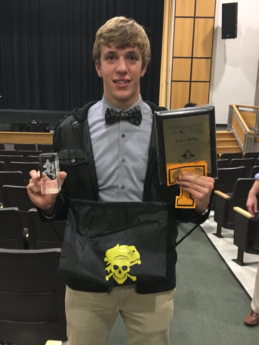 codywallis2001's tweet photo. Honored to make 2nd Team All-Conference, earned my second letter in football as a Junior, and the Iron Pirate Award (scored over 90% percent grade in at least 8/11 games)  Thanks for a great season boys‼️@Pirates_Topsail https://t.co/YsCn0buYze