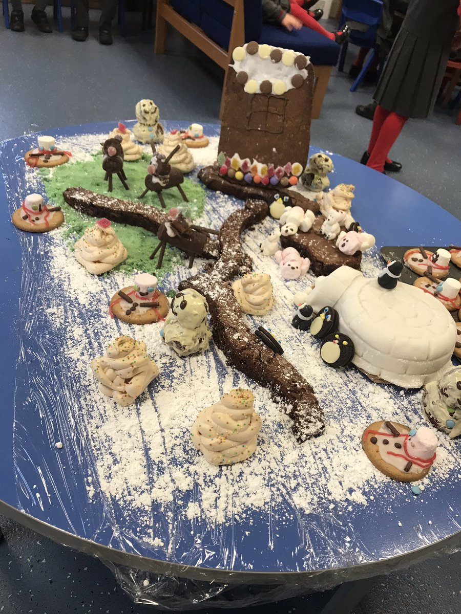 BGS_LowerSch's tweet photo. Year 2 worked together to design and bake Lapland. Chocolate brownies, gingerbread houses, meringue Christmas trees, and snowmen were some of the delights. #starbakers #BGS_DT https://t.co/JBNyCex0rE