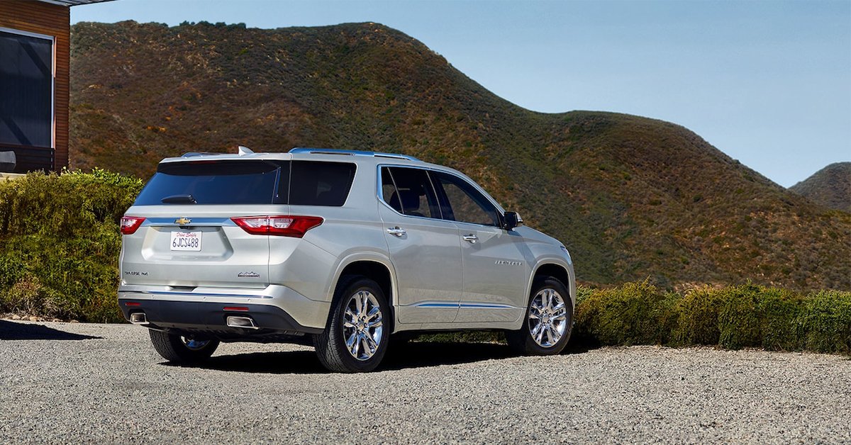 UPgrade_Program's tweet image. Need more room to pack up the family and more this holiday season? The 2019 Chevrolet Traverse has three rows of passenger room, wi-fi hotspot, and loads of space. Give us a call and bring one home for your family with Chevrolet Employee Pricing. #Chevy #Traverse