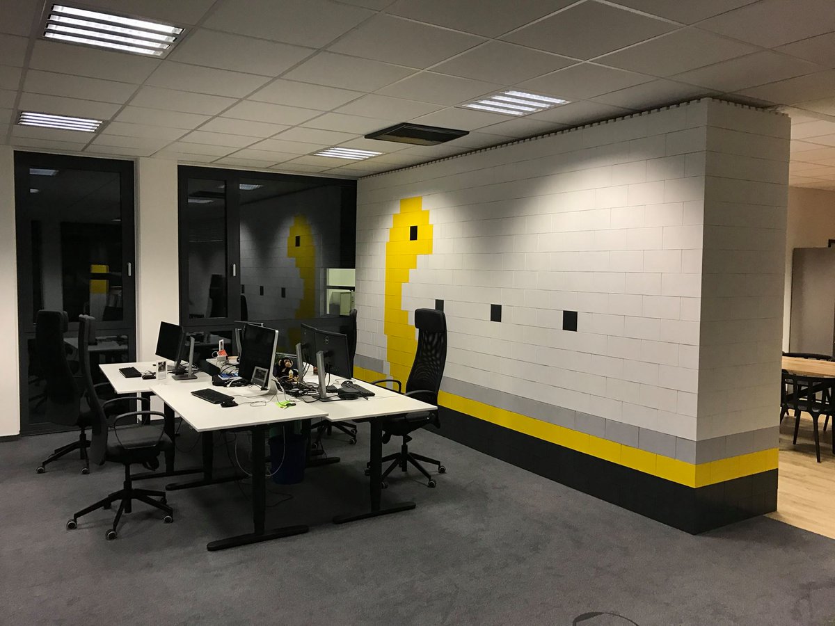 EverBlock's tweet photo. Probably one of the coolest #EverBlock office wall designs that we have ever seen! @medialesson #mspacman #videogames #arcade #vintagearcade #pacman #vintagevideogames #gamer #gamerlife #officewall #officedesign #officedecor #cooloffice #design #decor #cooldesign #temporarywall https://t.co/Z0rxu4rdR6