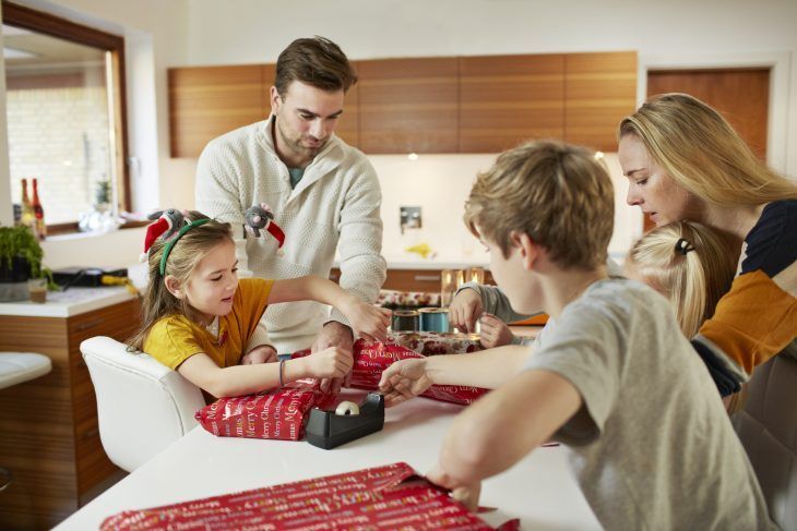 FairwayMCLO's tweet photo. Cash strapped post holidays? This is all too familiar for many Americans. 
https://t.co/7T6DKbeHcO #FairwayMortgageLO https://t.co/30k12SNOP1
