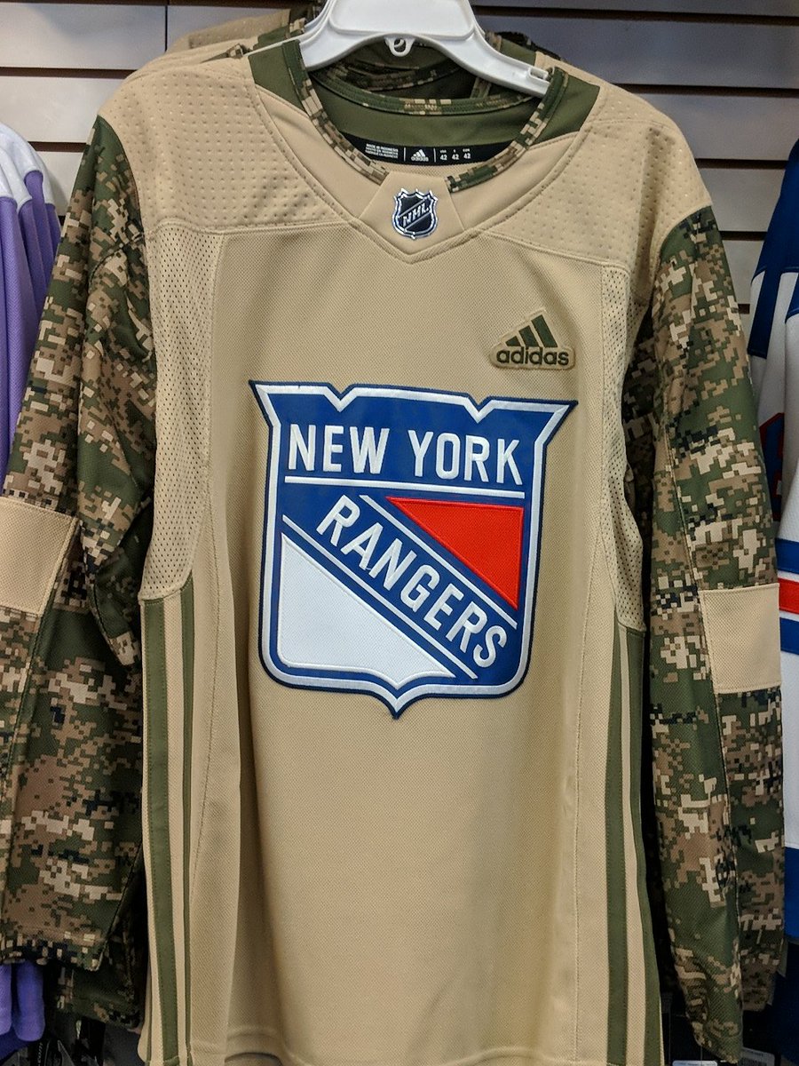 GerryCosbyMSG's tweet photo. It's never a bad day to support the #BroadwayBlueShirts. Why not support the troops too. Come pick up your veteran's day jersey today! #nyr https://t.co/EsX9fthRJG