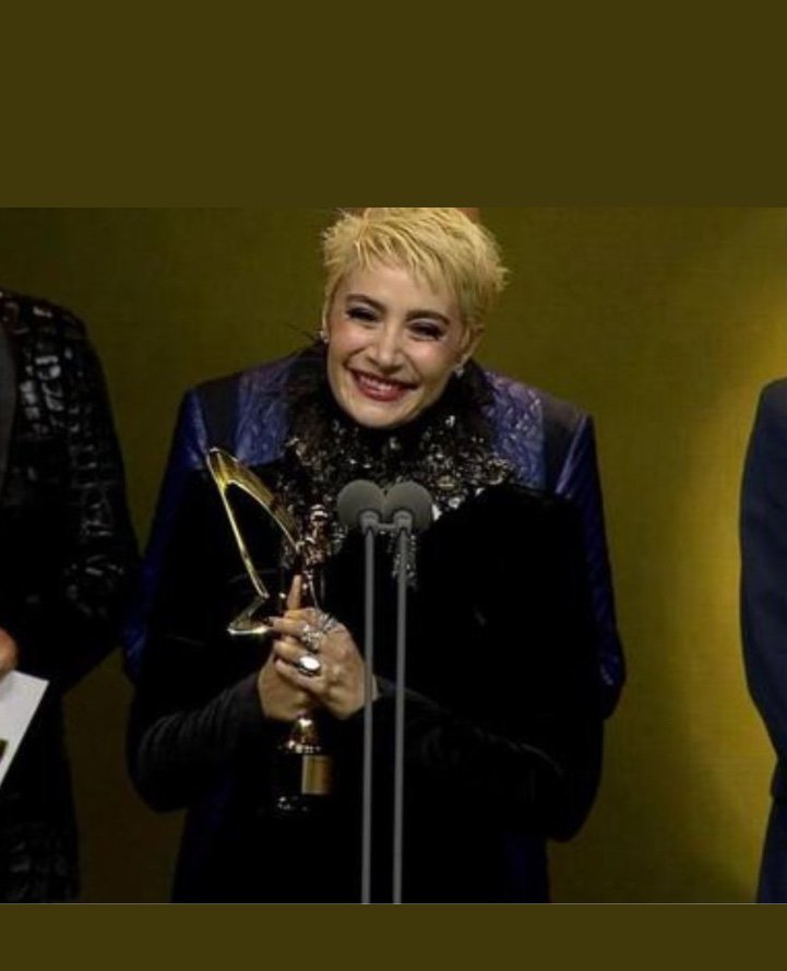Akar07168541's tweet photo. Halkın içinden ,halkın sesi olan Cansever ablamızı tebrik eder başarılarının devamını dilerim 😁😀☺️... #PanteneAltınKelebek https://t.co/PVhZmcpl8Y