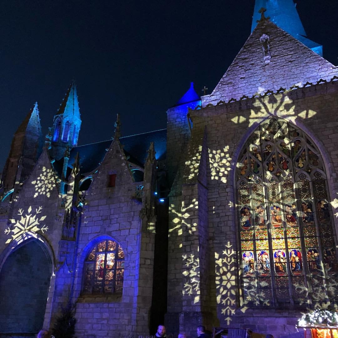 petitlou44's tweet image. Guérande en habit de lumière pour Noël 
9 Decembre 2018
#magnifiquefrance #francemagique 
#bretagne