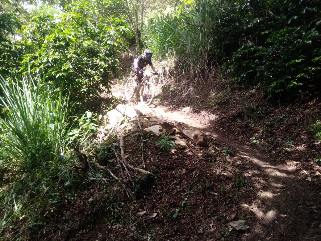 andrespawer's tweet photo. Gran evento buenas pistas y los mejores lugares para hacer #Enduro buena #baiikstore y #baiikgreen #buesaco km29 🏕 🚴🤙🏽#laultimadelaño #EnduroMTB  #campeonatodeptaldeenduro #enduronarino #trt #trylogyracingteam #Trylogy @BaiikStore @TrylogyEventos @geremyen https://t.co/c8bGDZVVcB