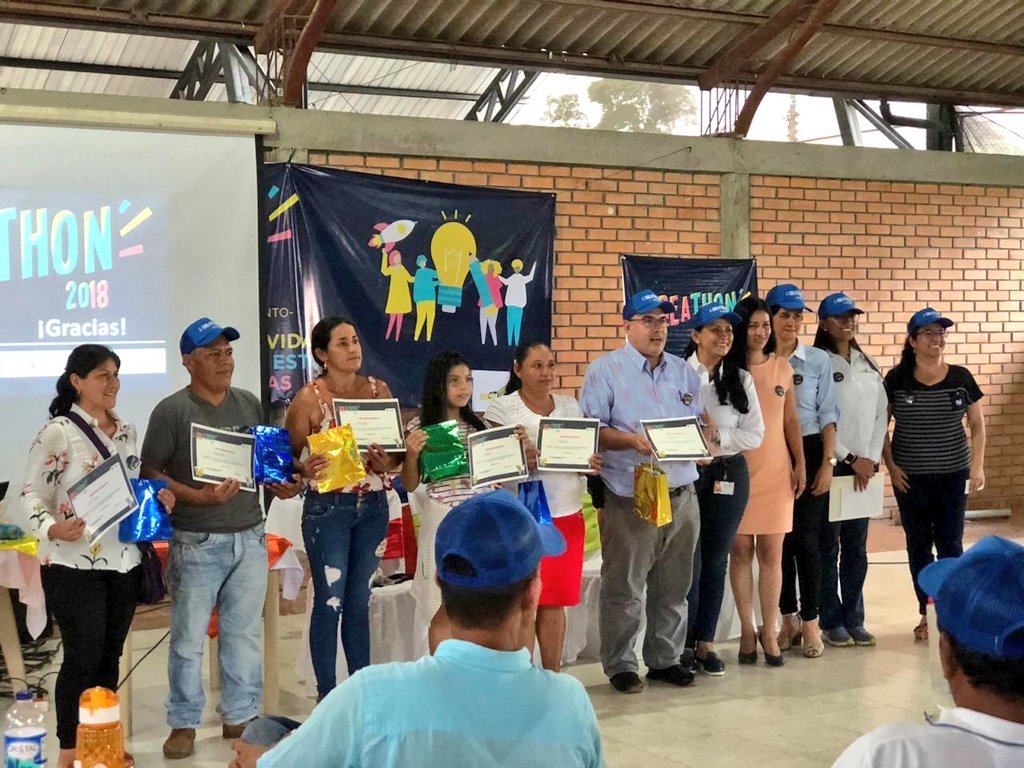 PnudColombia's tweet photo. "El olimpo del chocolate" un proyecto agroturístico alrdedor de la ruta del chocolate fue el ganador de la #Ideathon2018 en Valle del Guamuez #Putumayo🌱🍫 Con el acompañamiento de @PnudColombia y @ECOPETROL_SA se potencian emprendimientos que generan #prosperidad y #desarrollo https://t.co/u2XGN02V4Y