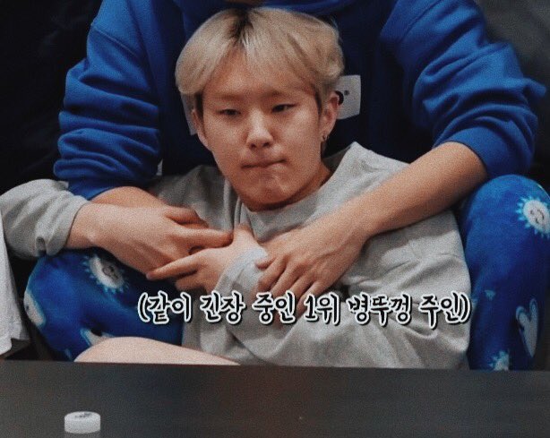 svtedits_17's tweet photo. mom, i wanna squish his cheeks 

#호시 #HOSHI https://t.co/0Nxa5VD22e