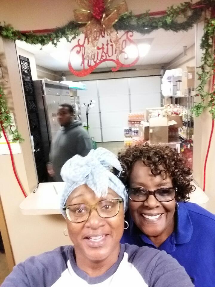 SfcFoodpantry's tweet photo. Pantry gearing up for Christmas Eve by decorating a tree donated by Margie Smith. Sharock Cochran, Faye Ford, Tony Heard and Nellie Lopp  finished with decorations. Gift bags will be placed underneath the tree for the less fortunate guest who dine in on Christmas Eve. https://t.co/4JyjtUzfX0
