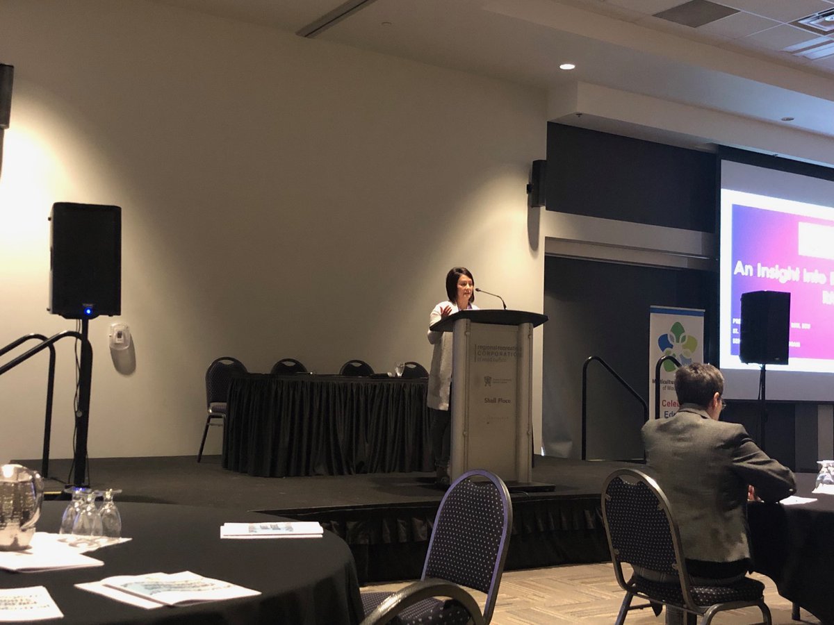 ⁦@SeniorsOutreach⁩ presenting on #elder #abuse within ⁦<a href="/RMWoodBuffalo/">rmwoodbuffalo</a>⁩ #drivethechange #awareness #HumanRightsDay2018 ⁦<a href="/FMPSD/">Fort McMurray Public School Division</a>⁩ #ymm