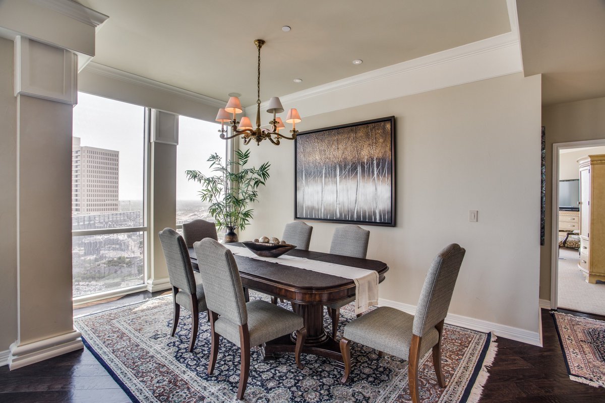 WilliamsTrew's tweet photo. Views of the cityscape never looked better
500 Throckmorton Street #3209 | The Tower
$1,150,000 | 3 beds/3 baths
Listing Agent: Karen Hunn, Associated Broker, Williams Trew

https://t.co/cPozIitasK https://t.co/67Q9ytnUW2