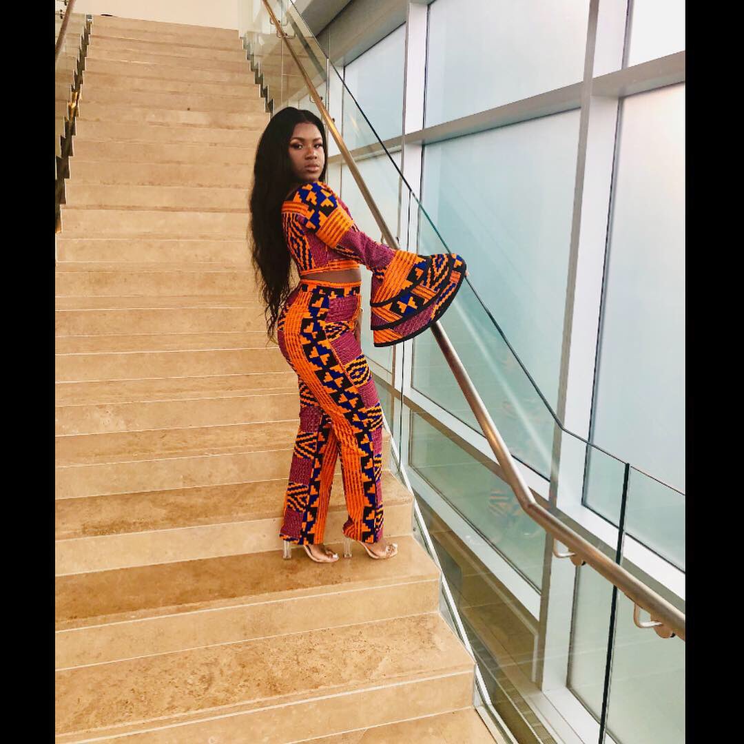 HeyyyyTimaaaa's tweet photo. Nyame-ama✨
•
📸: @WestTribeee__ 
💄:@mojiogun 
👗:@OmooYORUBA 
•
#ExplosionXV https://t.co/Qg7nUocQ8z
