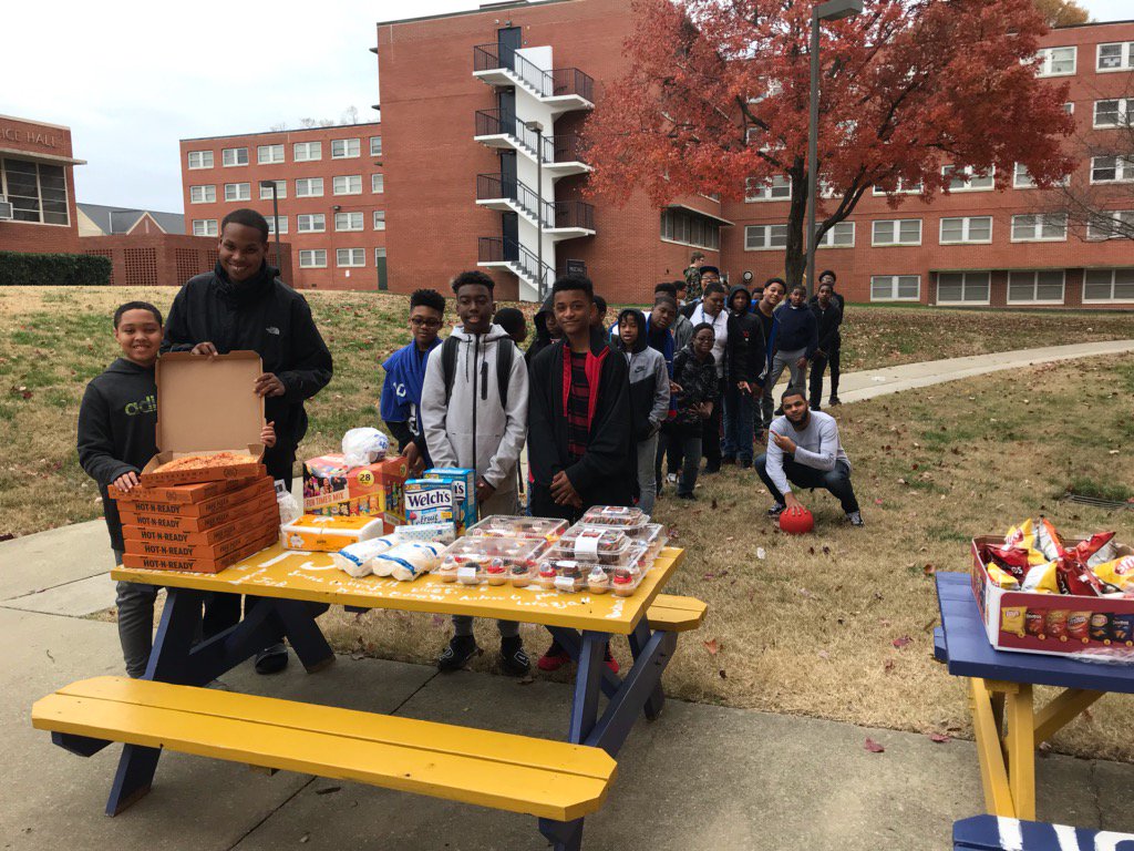 NCAT_VIL_MM's tweet image. #AggiesDo This past summer, we won the #Base11 #VILMM Summer 2018 #FutureofSTEM Social Media Competition. As a result, we received $200.00 for a Pizza, Cup Cake &amp;amp; Ice Cream for our December Aggie Fun Day. #NCAT