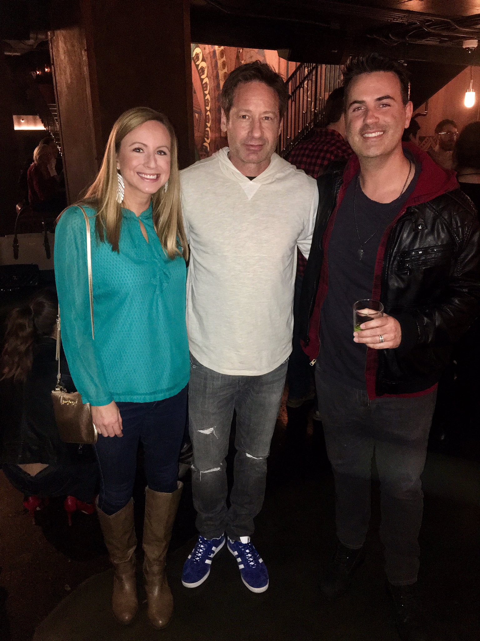 2018/12/09 - One Night with Davd Duchovny in Nashville - Page 4 DuEltWcXgAA2TBy