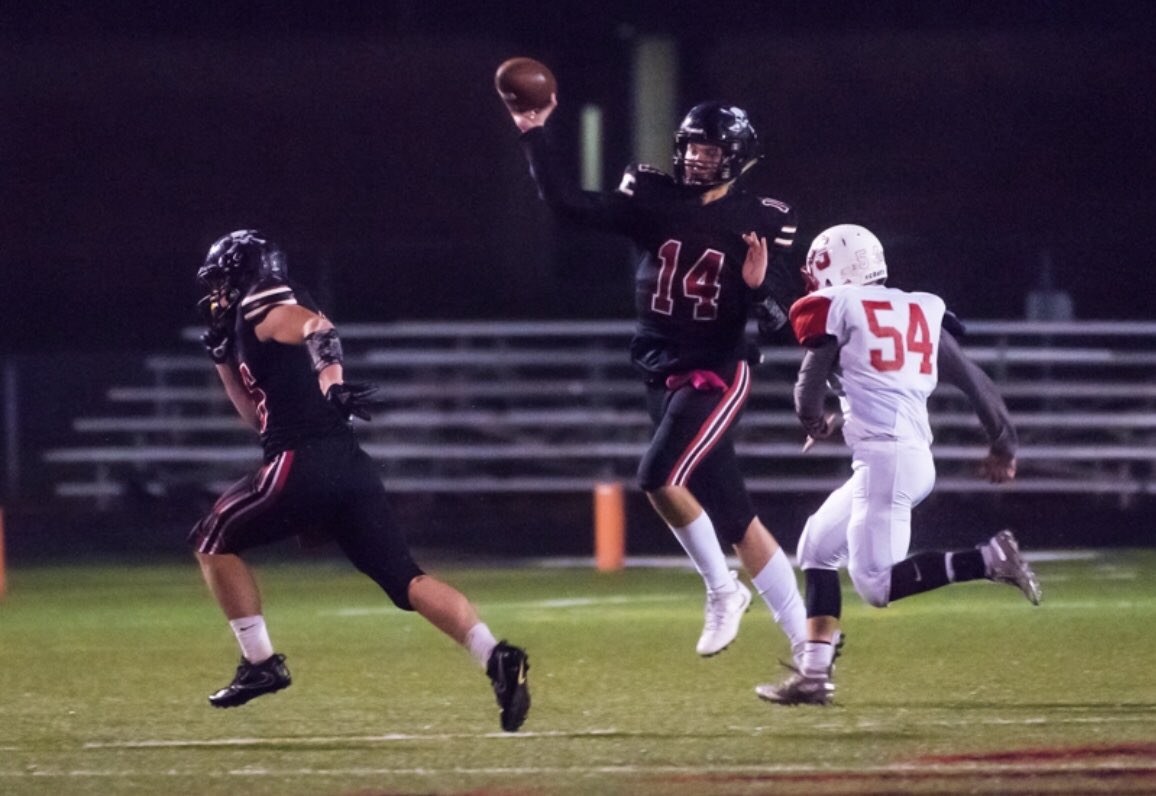 tdillon_14's tweet photo. My last high school game at 7 pm eastern time a week from today on Impact Football Network!! ❌🧢🏈💯💯Make sure to check me out! @BlueGreyFB  @WCPiratesAD https://t.co/UKMQVYtefn