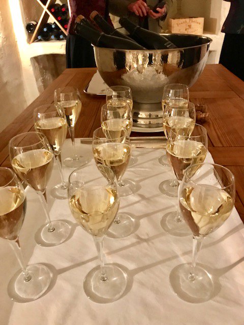 Cavenshouse's tweet photo. We'd like to thank everyone that came to our Wine Weekend. We had a brilliant time and it was great to see some new faces at Cavens. We'd also like to thank Tarquin of @deBurghwines for sharing some incredible wines with us.

https://t.co/CqVk0S4aKU https://t.co/3W43GCiP5I