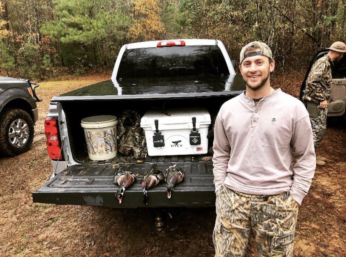 coolercomrade tweet media