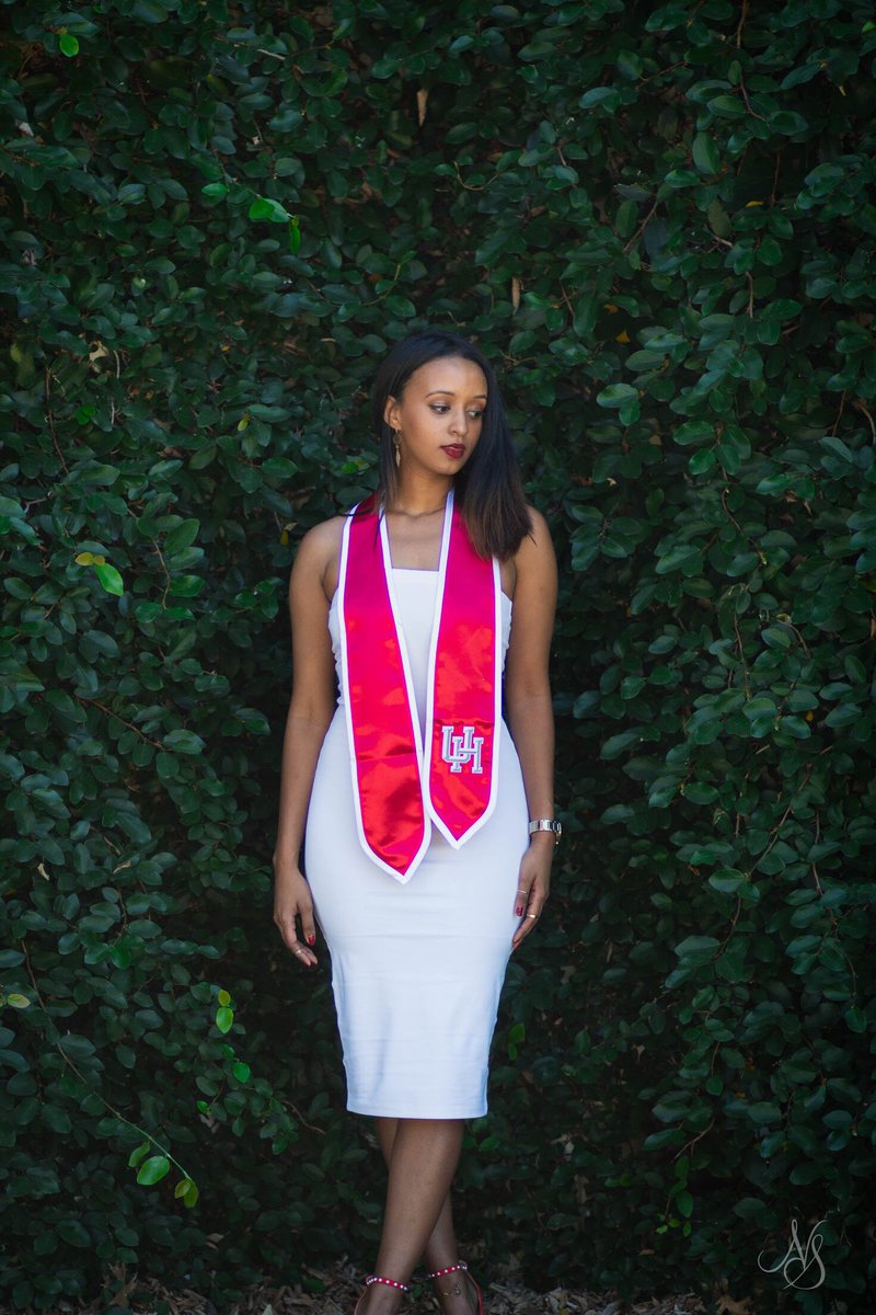 3.5 years, 2 majors and a minor, and sleepless nights later...

Your girl is graduating with a full ride to grad school & the bag secured 🤪
#BlackGrad #gradszn