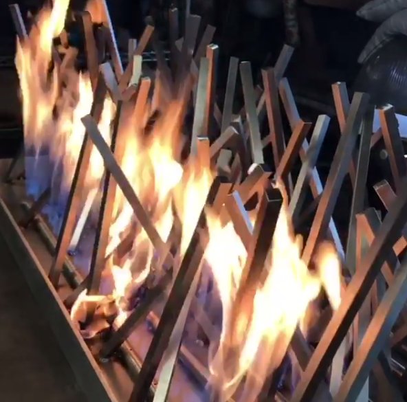 MetalWorkAustin's tweet image. Art. Design. Function. @MetalWorkAustin Email: info@metalworkaustin.com
#art #design #fireplace #warmerinthewinter #custommade