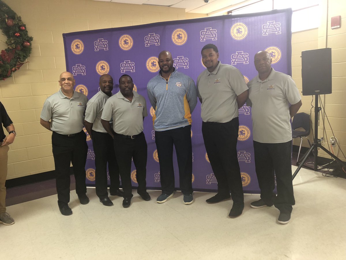 2600Baseball's tweet photo. St. Augustine high school baseball 2nd annual brunch💜💛 https://t.co/A0RoD03aoC