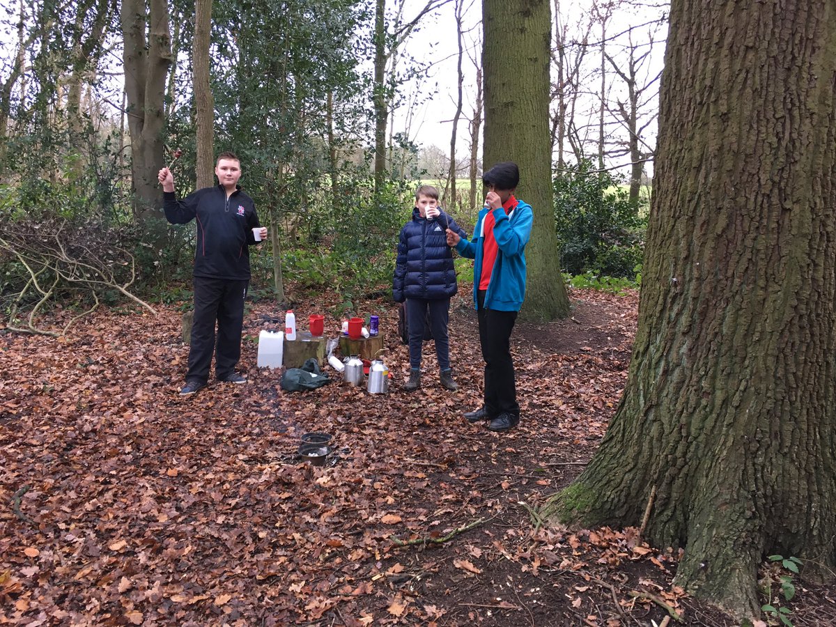 Moreton year 8 make fires to toast marshmallows and make hot chocolate, not a bad way to spend a Monday afternoon#challenge#johnmuiraward
<a href="/AldersleyHighSc/">AldersleyHighSchool</a> 
<a href="/MoretonForest/">Moreton Forest</a> 
<a href="/MissCJRoss/">Miss Ross</a> 
<a href="/PendefordMill/">Pendeford Mill</a>