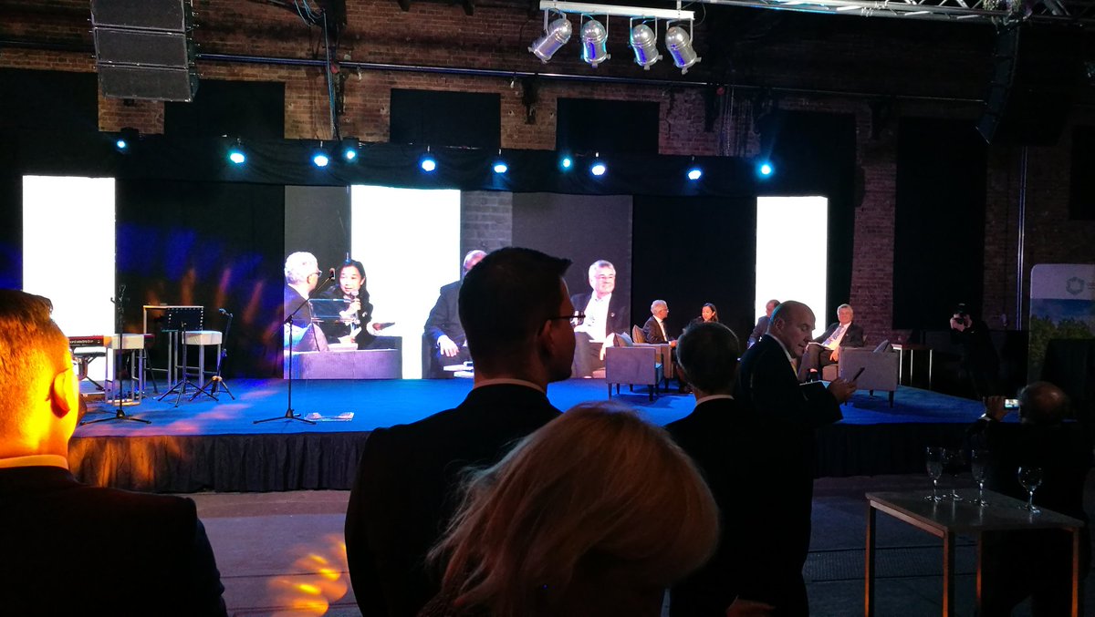 sta_mar's tweet photo. "Katowice Climate Shift" kulminacja  #iclei na #COP24 kolejna okazja by przedstawicie okolo 60 miast świata poznali przemianę Katowic. Obiekty Szlaku Zabytków Techniki to idelane miejsce by mówić o transformacji #black2green Czy  może skasować SZT, bo to przemysł cieżki był?! https://t.co/gZxGplre2e