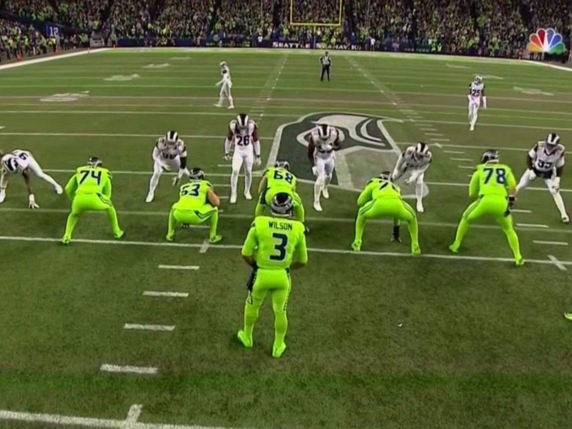 seahawks uniforms tonight