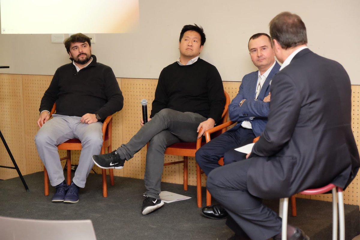ajfigueres's tweet photo. Presentació del #Figueresfoodtalent a @EHAEmporda amb @ManuelMToro @PereCondom  @leesimon @sergiarjona #FoodTech https://t.co/O1Kg5mosDS
