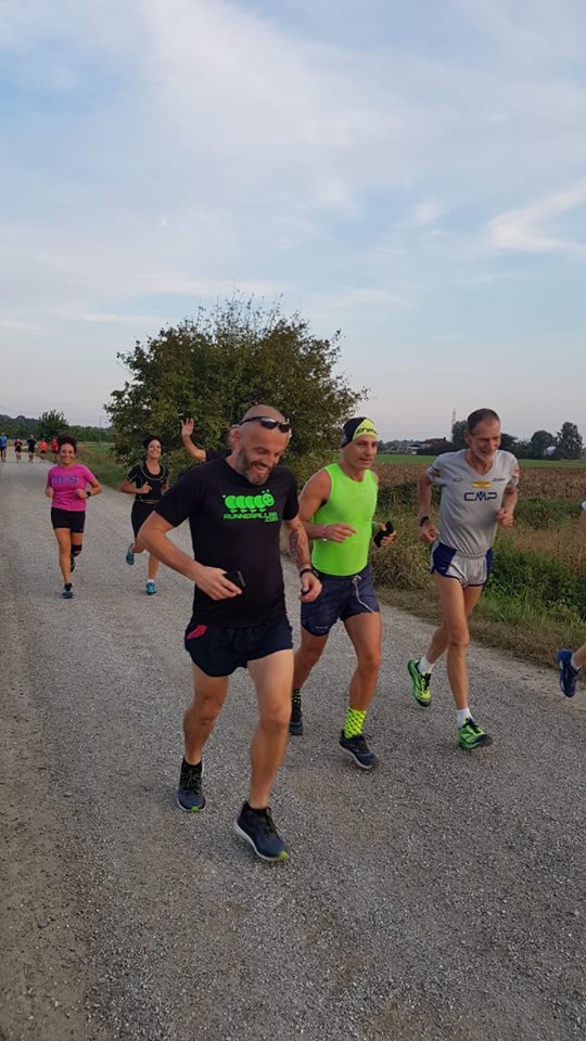 GianmarcoBardi2's tweet photo. Ricordo di un memorabile allenamento con il mitico @marcoolmo
#runnerpillar #marcoolmo #gianmarcobardini https://t.co/HLWKC2jSwH