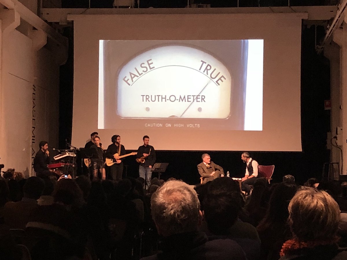 Diritto alla verità? Fare una seria esperienza della verità significa mettere i cittadini nella condizione per capire cos’è la verità, dice <a href="/StefanoMoriggi/">Stefano Moriggi</a> #FuoriCampo #NessunLuogoèLontanoLive <a href="/cri_milano/">Croce Rossa Milano</a> <a href="/Radio24_news/">Radio 24</a>