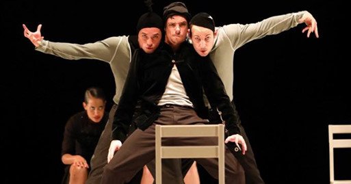 ★ GEKKIGHEID ★ Wat een GRAPPIGE, GEKKE en WONDERLIJKE voorstelling is Gekkigheid 6+! Het zit vol met dans, humor, ACROBATIEK en mooie kostuums. Op zondag 16 december @DeLawei . Voor én na de voorstelling is er iets LEUKS te doen! ➤bit.ly/2RFsYVq #theater #kids