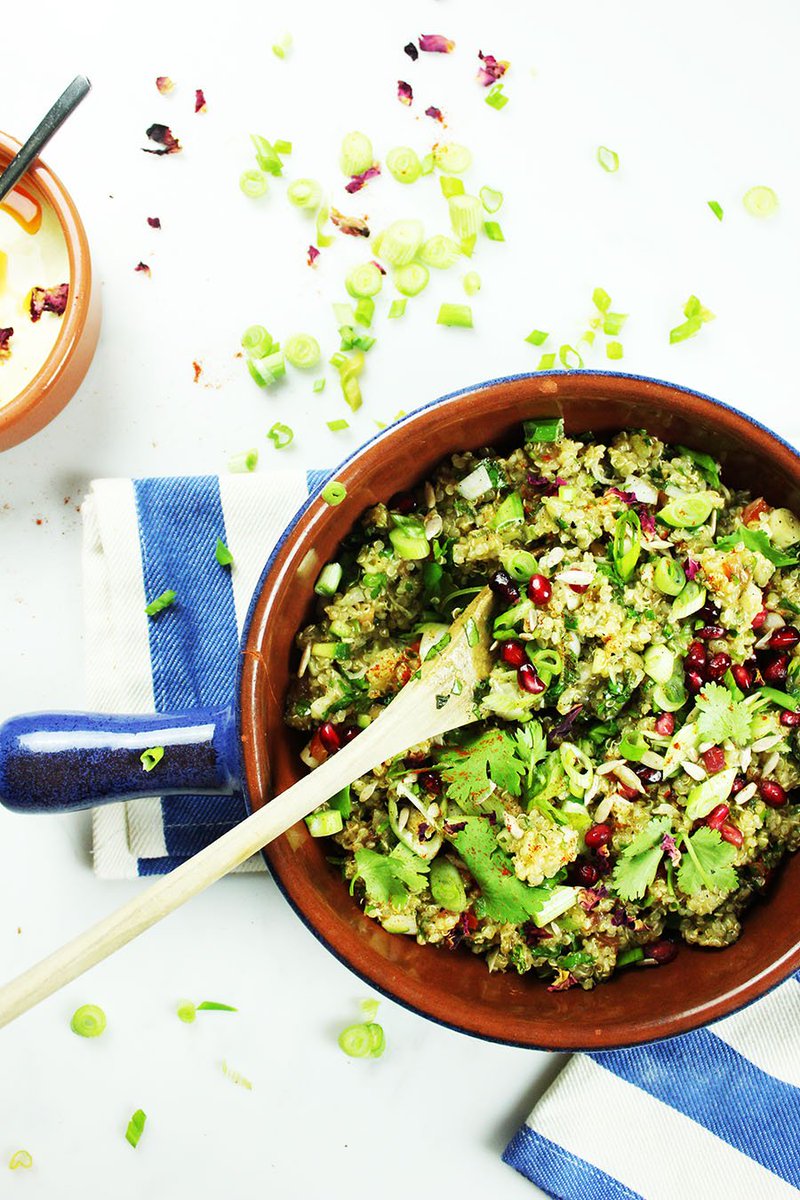 anticancerkitch's tweet photo. Ancient grains such as quinoa, amaranth, brown rice and buckwheat offer the re-making of the classic #vegan side dish so preeminent in Middle Eastern cuisine a #glutenfree make over https://t.co/z1uGtrKSCm  #anticancerkitchen #tabbouleh #quinoa #foodasmedicine #cancerfighting https://t.co/QaTd9adkY4