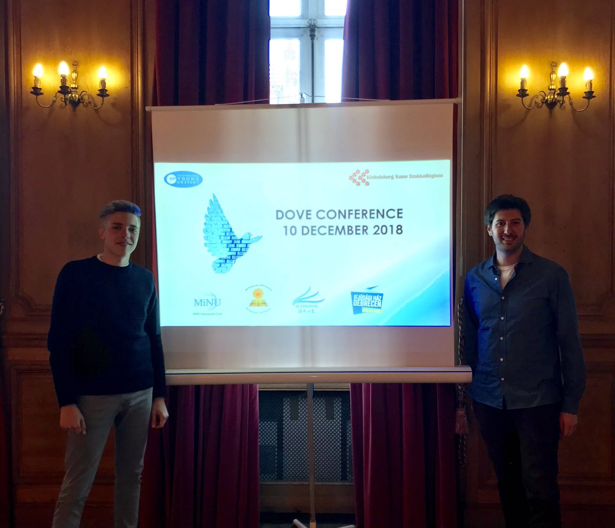 asociacionminu's tweet photo. ¡MINU en Bruselas! 🇧🇪 Hoy @GuidoSantonja y @mgalanternik nos representaron en la Dove Conference contando nuestras campañas #Mostrate y #ManejáTuBebida del Área de Educación Vial 🚦 https://t.co/tIlowDeAN8