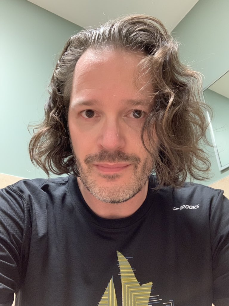 derekjjohnson's tweet photo. The look of exhausted exhilaration. 5 miles on the bike, then 30 minutes of squats, walking lunges, bosu ball lunges, and single-leg balance while throwing a medicine ball against a trampoline and catching the rebound (from the front &amp; both sides). This is progress. #HipFix https://t.co/jAMyIKzO8U