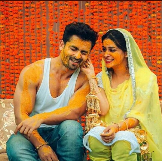 khan_sany47's tweet image. Frm @ms_dipika  bhabi it's fr u @Shoaib_Ibrahim1 bhai.

Jb thk jati hu safar me to mera housla ho ap

Jb tootne lg jati hu Nafraton se logo ki to meri taqat ho ap

Kaise kahun ke ap mere kya ho 

Kya itna kafi hoga. ke duniya me hi mere liye jannat ho ap!
#WeloveShoaika
#Shoaika