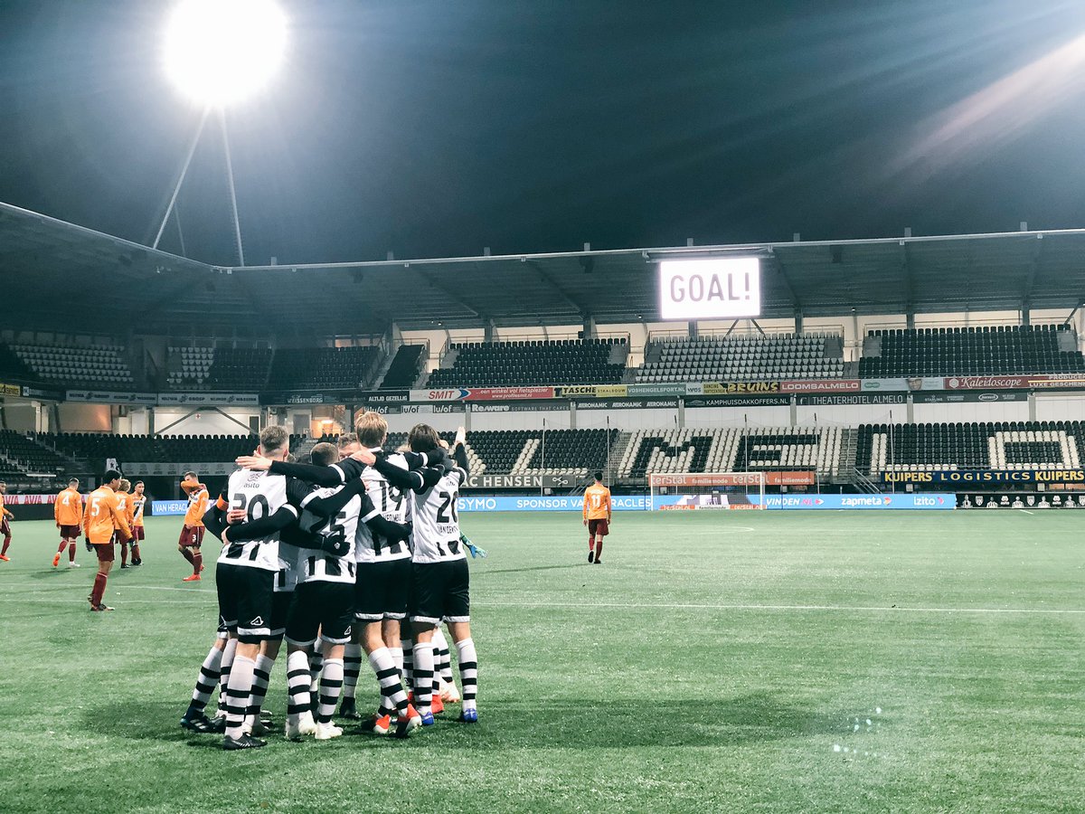 HeraclesAlmelo's tweet photo. 89. TWINTIG! Joey Konings maakt hem: 20-0!

#herach (20-0) https://t.co/CJlWxVjRDT