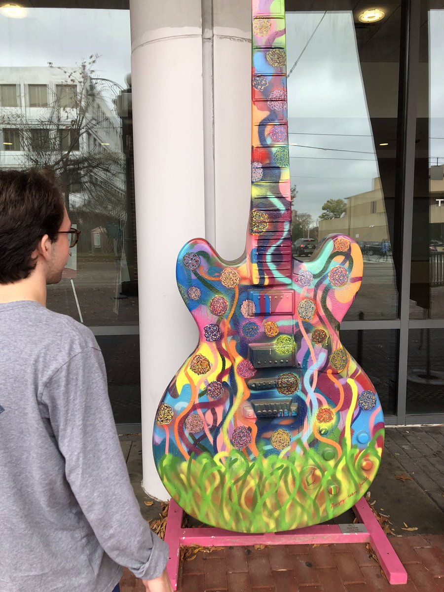 danbaseball3's tweet photo. Relishing the opportunity to stare at the world famous electric guitar tombstones! https://t.co/aAj7AEEbJU