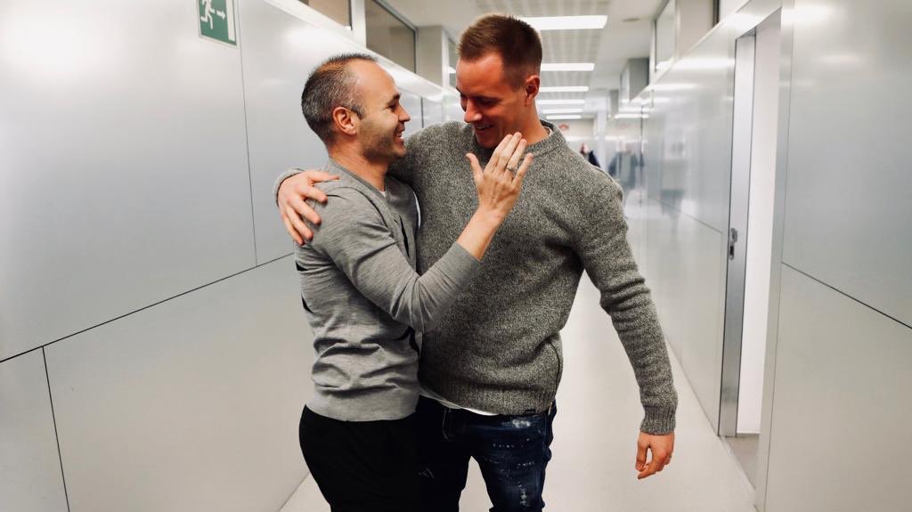 As if no day has past 🤝😃🧙🏻♂
@andresiniesta8