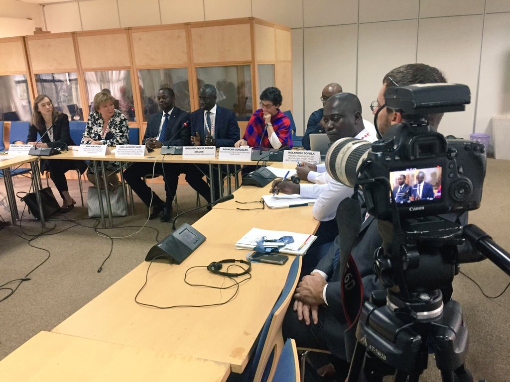 Arancha González tweet media