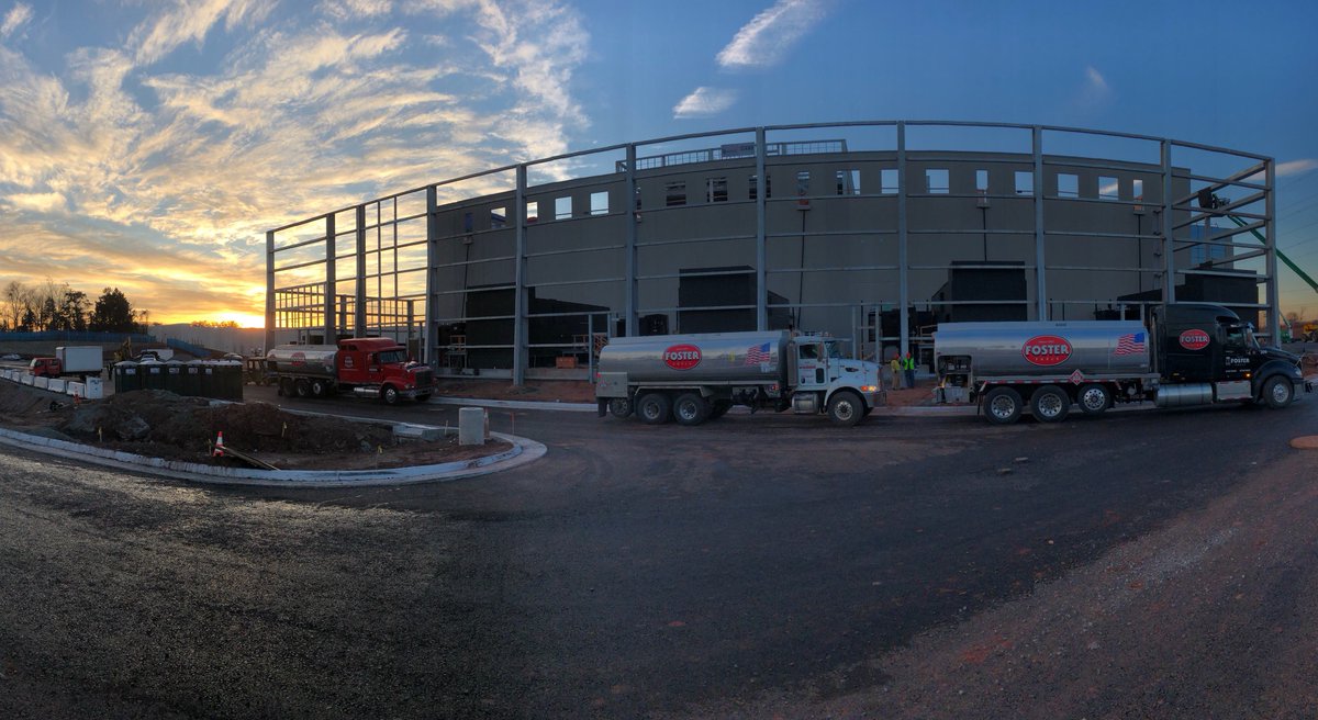 VantageDC's tweet photo. Fueling up the generators at our Northern Virginia campus as we prepare for start-up and commissioning! #datacenter https://t.co/QV3LLcmIUK