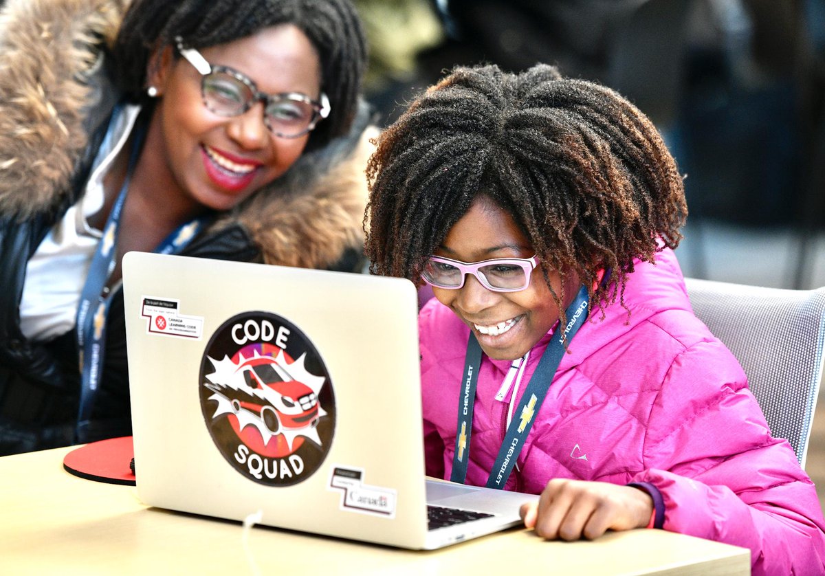 GMcanada's tweet image. #STEM education is driving the future of mobility. That's why we partnered with @ChevroletCanada & @Learningcode over the weekend for a coding event in Markham. Attendees got a glimpse into the world of self-driving vehicles & participated in a fun coding challenge! #clcCodeWeek